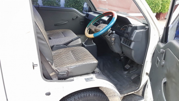 ขายรถตู้ MITSUBISHI L300 ขายรถตู้ MITSUBISHI L300