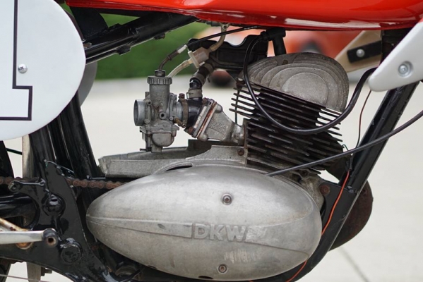 วุฒิ นนบุรี ขาย DKW rt250cc. จิ๊กโก๋แนววินเทจแต่งรถแข่งยุคแลกๆ