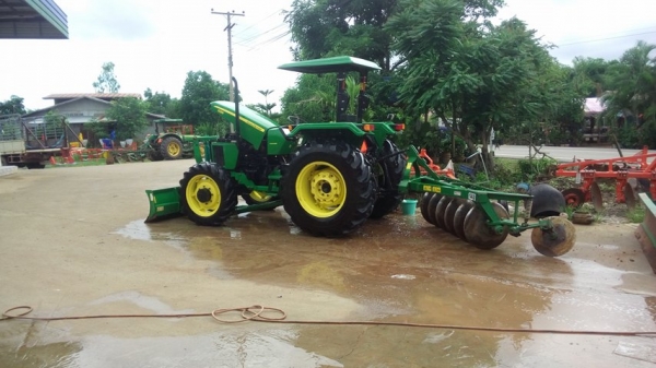 ขายด่วนครับ 5310 จอนเดียร์ 55 แรงมา ครับ