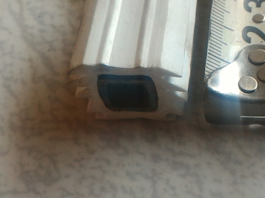 ปลอกยางเอนกประสงค์ ใช้สวมขาโต๊ะ , เก้าอี , กันกระแทรก, หรืออื่นๆ (ราคา100ตัว ต่อถุง 60 บาท )รายละเอียดอื่นๆตาพภาพ