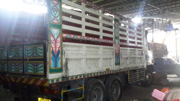 ขายรถ10ล้อล่อง เพลาเดียว195 Rocky