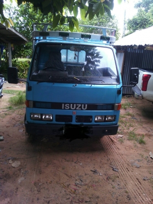 ขาย4ล้อหลาง. เครื่อง 120. แรงม้า ทะเบียนพร้อมโอน