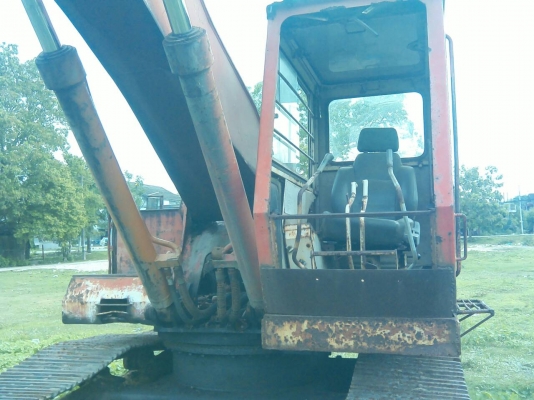 ขายรถแบคโฮ HITACHI UH 081 ขนาดรถเท่ากับ 200 ราคา 220000