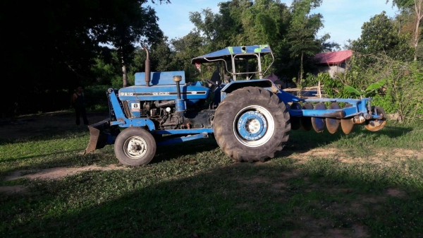 ขาย 335,000 FORD 6610 เสื้อลาย เครื่องดี เกียร์แรง(ใบมีด หาง 3 และ 7) เอกสารเล่มทะเบียน รถสวยพร้อมใช้ 090-772-3710 090-772-3708 ขาย 335,000 FORD 6610 เสื้อลาย เครื่องดี เกียร์แรง(ใบมีด หาง 3 และ 7) เอกสารเล่มทะเบียน รถสวยพร้อมใช้ 090-772-3710 090-772-3708