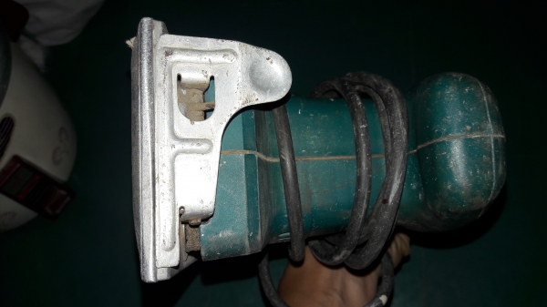 ขายเครื่องขัดไม้MAKITA BO3700 แบบสั่นมือสอง