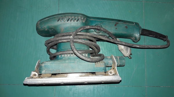 ขายเครื่องขัดไม้MAKITA BO3700 แบบสั่นมือสอง