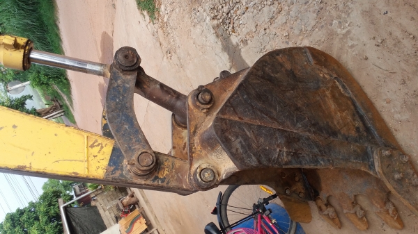 KOMATSU 100-2 บูมอาร์มพิเศษเก่านอก*500,000 ต่อรอง ขายเอง