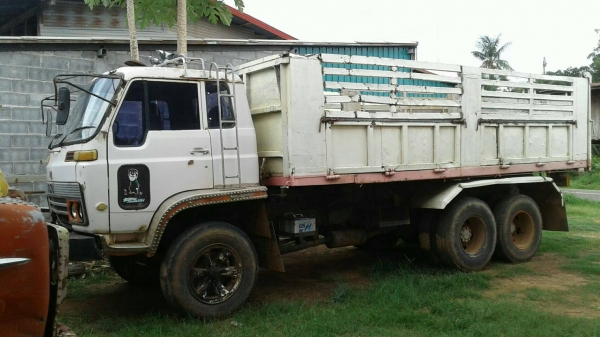 รถสิบล้อดั้ม รถสิบล้อดั้ม