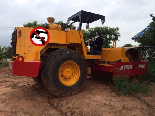 ขายรถบด 2เพลา DYNAPAC 195แรง ระบบสั่นสะเทือน รถสวยสภาพดี ใช้งานได้ทุกระบบ ตอนนี้รถทำงานอยู่ เอกสารใบซื้อขาย ราคา550,000 สนใจโทร 090-8588220คุณนะ 093-3258446คุณบิว หรือเข้าดูสินค้าอื่นๆได้ที่ www.narong2truck.com หรือ www.truck.in.th/498 หรือเพจFacebook ณร