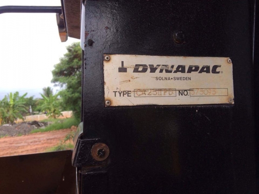 ขายรถบด 2เพลา DYNAPAC 195แรง ระบบสั่นสะเทือน รถสวยสภาพดี ใช้งานได้ทุกระบบ ตอนนี้รถทำงานอยู่ เอกสารใบซื้อขาย ราคา550,000 สนใจโทร 090-8588220คุณนะ 093-3258446คุณบิว หรือเข้าดูสินค้าอื่นๆได้ที่ www.narong2truck.com หรือ www.truck.in.th/498 หรือเพจFacebook ณร