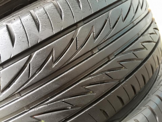 ขายยาง BRIDGESTONE MY02 195-55-15 ปี13 ดอกเต็ม ไม่มีปะ ชุดละ 2,900 บาท