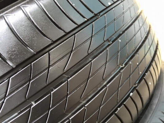 ขายยาง MICHELIN PRIMACY 3ST 225-50-17 ปี13 ดอกหนา ไม่มีปะ ชุดละ 5,500 บาท