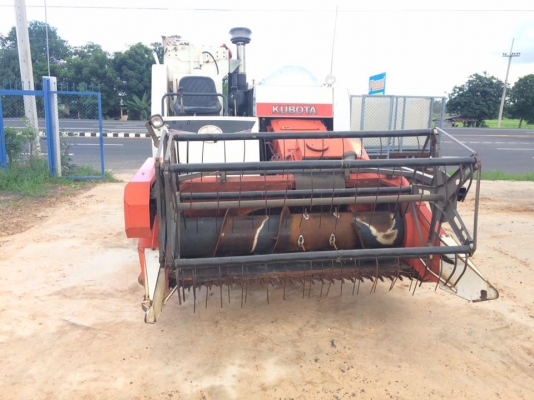 ขายด่วนคับ DC 60 พลัสรถปี 53 สวยมากพร้อมใช้งานเลย รถ 1613 ชั่วโมง ราคา 295000  สนใจ 084-5486359 สุชาติ