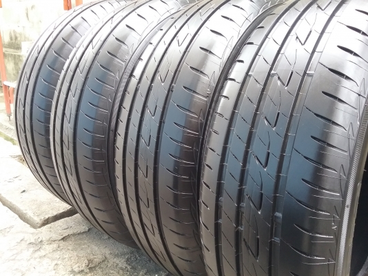 ยางBRIDGESTONE รุ่น Ecopia EP200 .205 65R15 ปี2015 สภาพสวยมากๆ ดอกเยอะมากๆ90\%คุ้มจริงๆไม่ใช้นาน