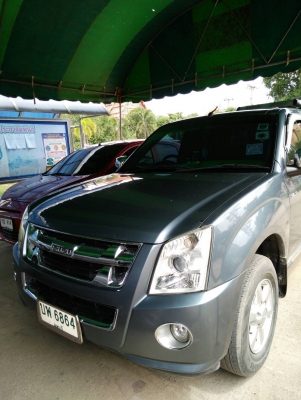 ขายรถกระบะ ISUZU cab 2500 di  platinum  ปี 2011  สีเทาพร้อมใช้งานติด carryboy พร้อมเบาะ รถเดิมไม่เคยซ่อม สภาพเดิมไม่เคยชน ประหยัดสุด เจ้าของขายเอง ขาย 435,000  บาท ราคาคุยกันได้ครับ ติดต่อ 0897467483 line id=pontana1