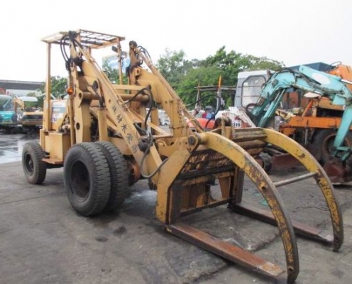 ขายครับรถคีบไม้_ตัก_ยก_เท_หนีบ แขนตักสูง_ยาว KOMATSU SD25-3 จากญี่ปุ่น