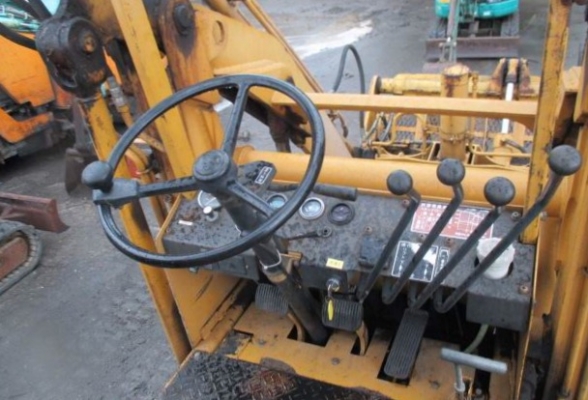 ขายครับรถคีบไม้_ตัก_ยก_เท_หนีบ แขนตักสูง_ยาว KOMATSU SD25-3 จากญี่ปุ่น