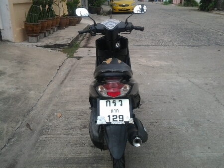 ขายมอไซค์ ปี50 ยามาฮ่า มีโอ รุ่นตาโต เครื่อง115cc. เครื่องดีนิ่มๆ วิ่งดี รถสวย สภาพเดิมๆ พร้อมใช้งาน ภาษีขาด2ปี เล่มทะเบียนครบ ขายถูกๆครับ
