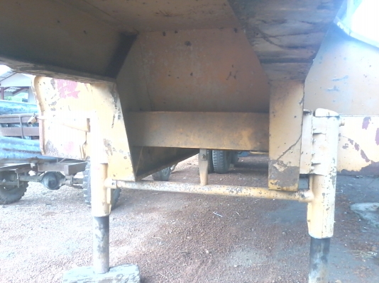 ขายด่วนหางโรลเลอเบส USA 2เพลา สภาพสวยพร้อมใช้