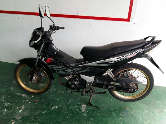 Sonic ปี 51 ราคา 19000 บาท สนใจโทร 089-8859869 เดช