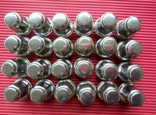 น๊อตล้อ บ่าตรง Toyota วีโก้ ฟอจูนเนอร์ น๊อตล้อ บ่าตรง Toyota วีโก้ ฟอจูนเนอร์