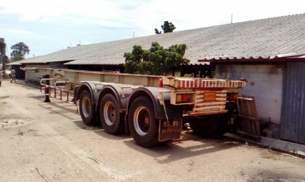 หางPS3   3เพลา ปี52  สภาพพร้อมใช่งาน  ราคา 270,000 บาท