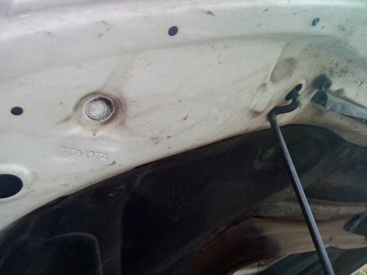 Toyota Fortuner 2.7V ปี55 เกียรออโต้ แก้สหัวฉีด รถสวยเดิมบาง