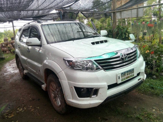 Toyota Fortuner 2.7V ปี55 เกียรออโต้ แก้สหัวฉีด รถสวยเดิมบาง