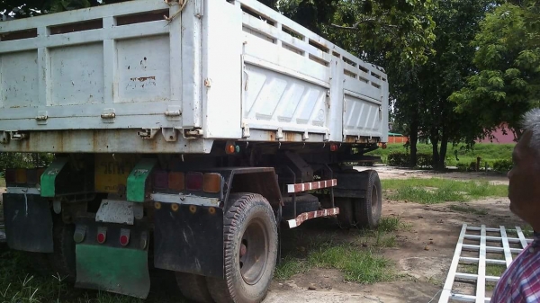 ขายลูกพ่วงดัมพ์สามมิตร 2 เพลา ปี 42 รถพร้อมใช้งาน ทะเบียนพร้อม