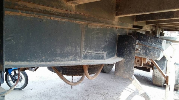 ขายลูกพ่วงดัมพ์สามมิตร 2 เพลา ปี 42 รถพร้อมใช้งาน ทะเบียนพร้อม