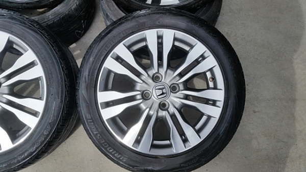ขายล้อHONDA City SV ขอบ16 ยาง ปี 0814  4 ล้อ