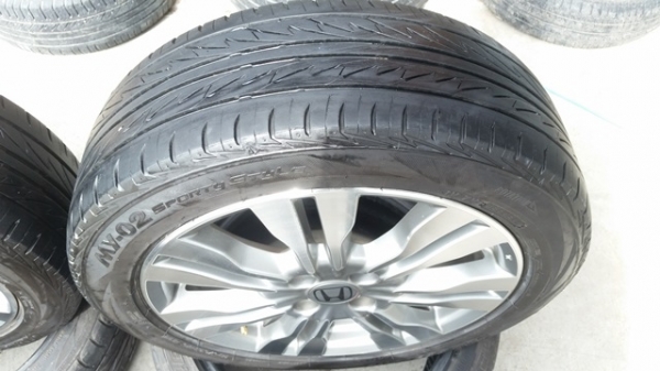 ขายล้อHONDA City SV ขอบ16 ยาง ปี 0814  4 ล้อ