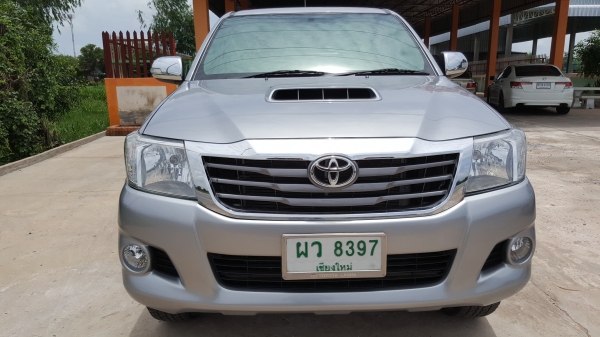 ขายตัด วีโก้ โฟวิล ปี58 พร้อมลุยครับ ขายเอาแต่ทุนครับ