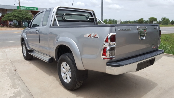 ขายตัด วีโก้ โฟวิล ปี58 พร้อมลุยครับ ขายเอาแต่ทุนครับ