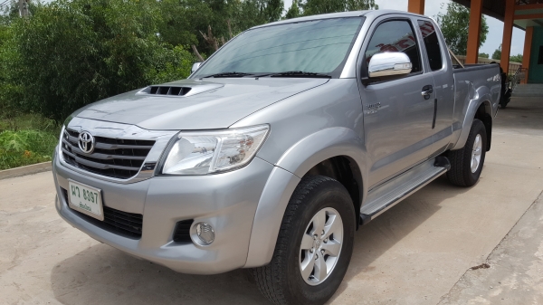 ขายตัด วีโก้ โฟวิล ปี58 พร้อมลุยครับ ขายเอาแต่ทุนครับ