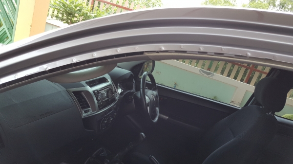 ขายตัด วีโก้ โฟวิล ปี58 พร้อมลุยครับ ขายเอาแต่ทุนครับ