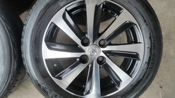 ขายล้อTOYOTA New VIOS(หน้าเงาดำ) ยางปี 0914 4 ล้อ
