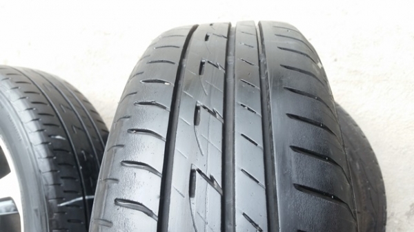 ขายล้อTOYOTA New VIOS(หน้าเงาดำ) ยางปี 0914 4 ล้อ