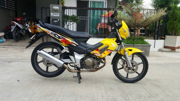 Honda Sonic ปี 45 สตาร์ทเท้า ไมล์ขาว ล้อแม็กซ์ เดิม ๆ