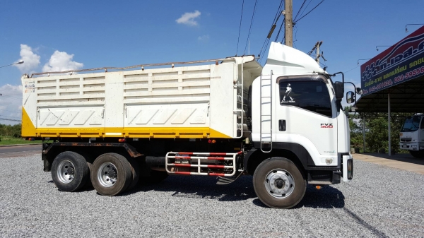 ขาย. อีซูสุ. 300แรง ด้ำ แม่เดียวปี 55 รถสวย. พร้อมใช้. จัดแน๊น ได้ ขาย. อีซูสุ. 300แรง ด้ำ แม่เดียวปี 55 รถสวย. พร้อมใช้. จัดแน๊น ได้