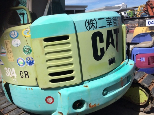 CAT 304CR ปี 2005	ใช้งาน 3048 ชม. ขายพร้อมหัวกระแทก Toku นำเข้าจากญี่ปุ่น ถึงไทยแล้ว ราคาไม่แพงครับ