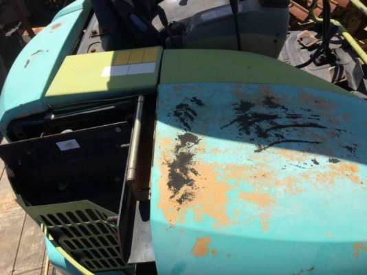 CAT 304CR ปี 2005	ใช้งาน 3048 ชม. ขายพร้อมหัวกระแทก Toku นำเข้าจากญี่ปุ่น ถึงไทยแล้ว ราคาไม่แพงครับ