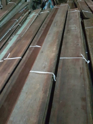 ไม้ฝาบ้านเก่า