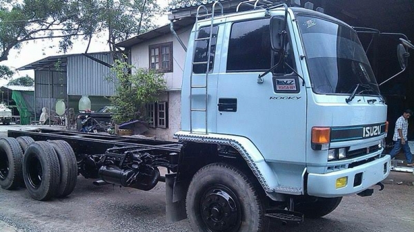 ขายอิซุซุล็อคกี้ FVZ195 2เพลา