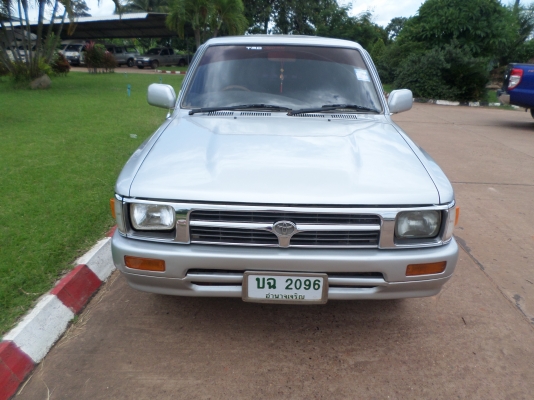 ขายรถกระบะโตโยต้าไมตี้เอ็กแคปปี38 พวงมาลัยพาเวอร์  เครื่องแน่นๆแรงดีไม่มีตกประหยัดน้ำมันสุดๆคัสชีเดิมไม่มีผุช่วงล่างแน่นปึก เอกสารพร้อมโอน ภาษีพรบ. เม.ย ปี60+แอร์เย็นจัด เครื่องเสียงจัดเต็มชีดีMP3+USB+ปรีแอม+เพาเวอร์ + แม๊กไลเนอร์+ ยางดี4เส้น สภาพพร้อมใช้