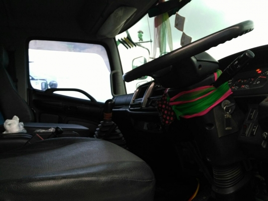 ขาย ดาว.  ฮีโน 380 ปี 57 แม่ลูก วิ่งน้อย รถอยู่. ภาคกลาง