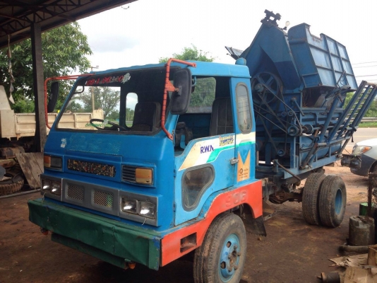 ขายรถหกล้อพร้อมเครื่องนวด 5 ฟุต 160000