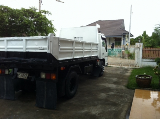 ฝากขาย6ล้อดั้ม Isuzu NPR-130 Turbo ปี 2551