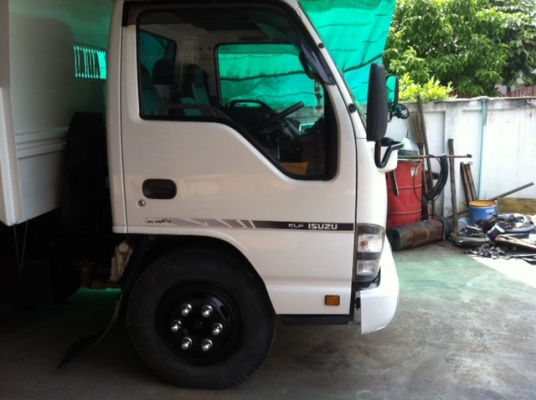 ฝากขาย6ล้อดั้ม Isuzu NPR-130 Turbo ปี 2551