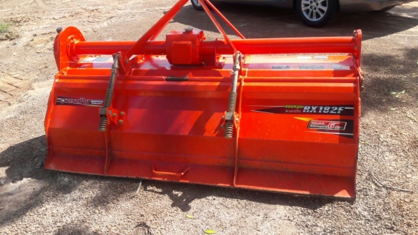 ขายโรตารี่ตราช้างรุ่นRX182fใส่รถไถรุ่นL45 ถึง50แรง